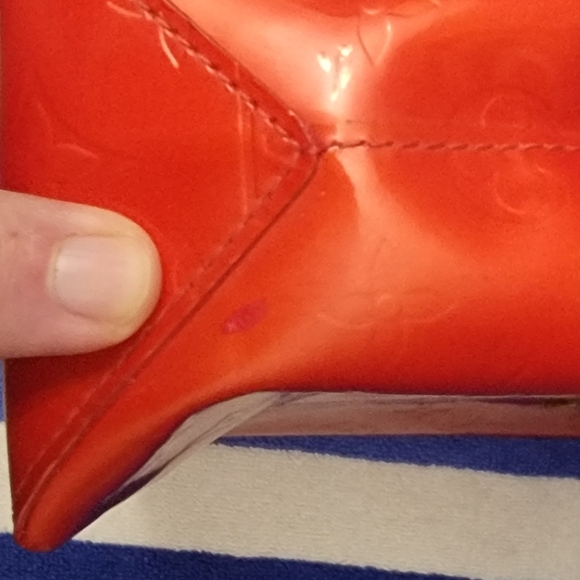 LOUIS VUITTON Reade PM Rouge Monogram Vernis MI1012 Handbag - Picture 8 of 16